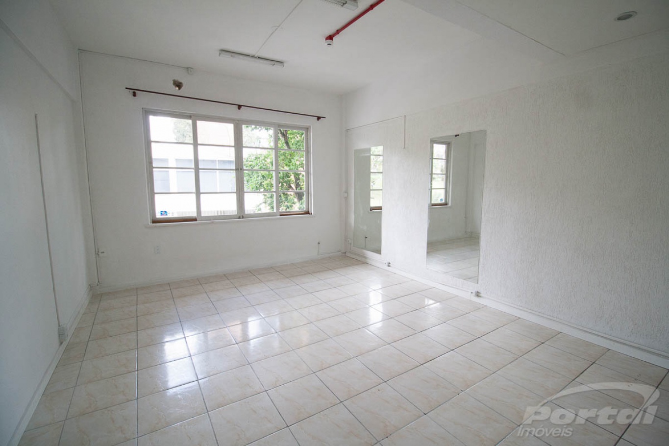 Sala Comercial de no bairro Centro, em Blumenau | Eu Corretor