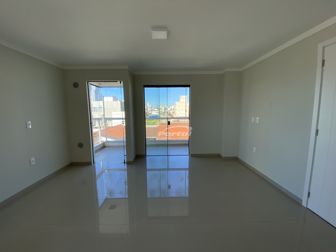 Apartamento para alugar com 2 quartos, 80m² - Foto 9