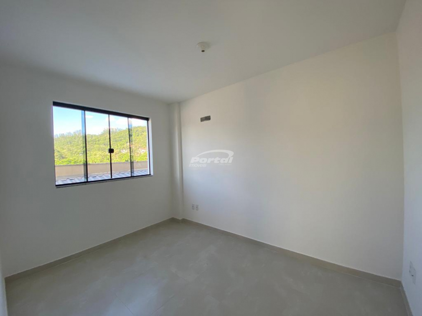 Apartamento para alugar com 2 quartos, 70m² - Foto 8