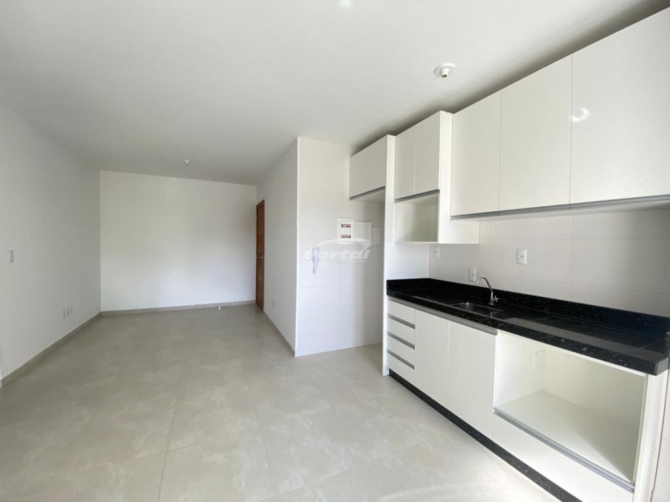 Apartamento para alugar com 2 quartos, 70m² - Foto 4