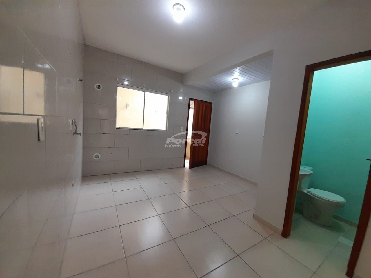 Apartamento para alugar com 2 quartos, 70m² - Foto 3