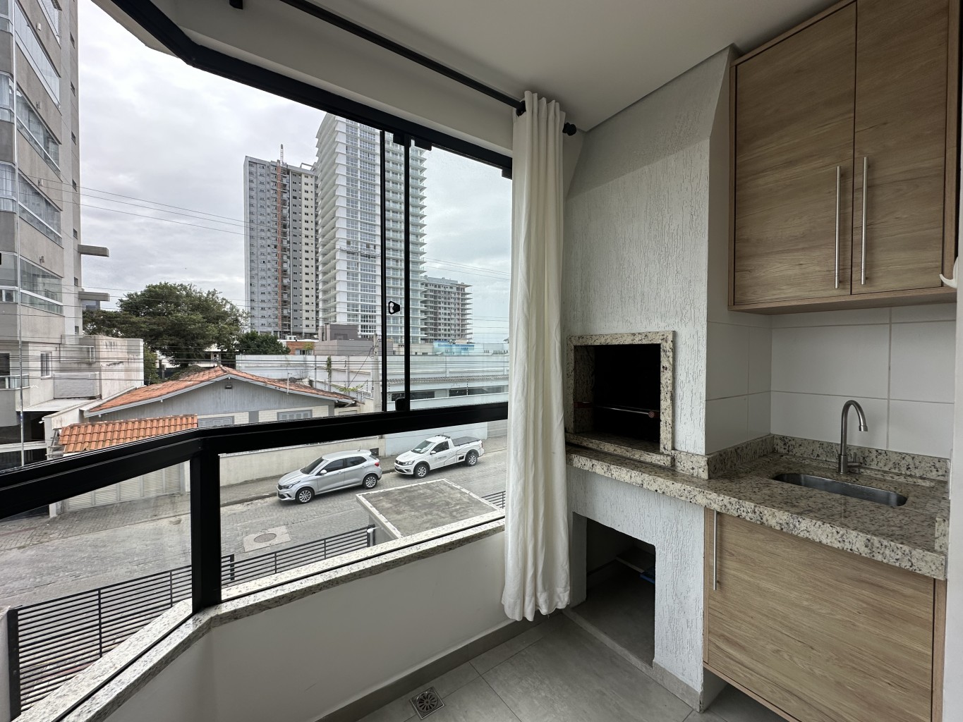 Apartamento disponível para locação no bairro Centro, em Balneário Piçarras/SC. (Cód. 14057) — foto 7