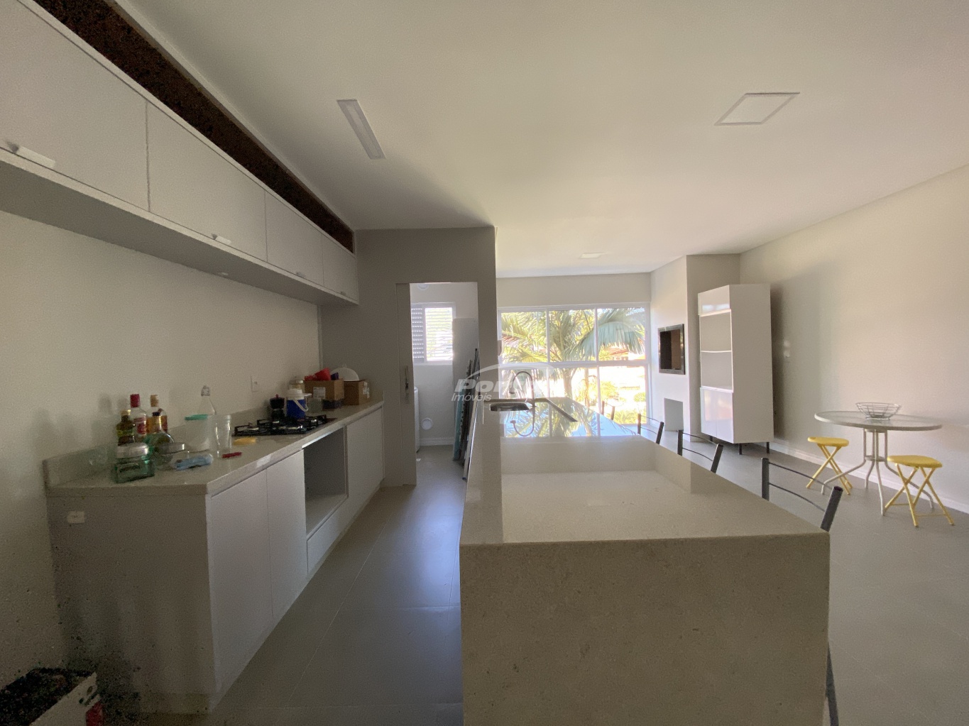 Apartamento para alugar com 3 quartos, 133m² - Foto 12