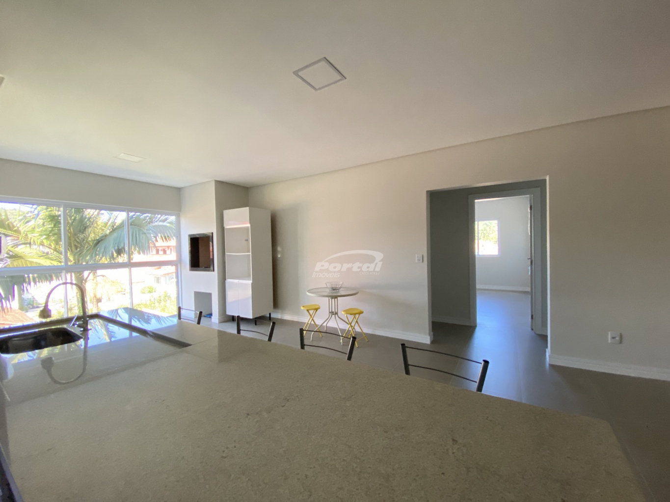 Apartamento para alugar com 3 quartos, 133m² - Foto 10