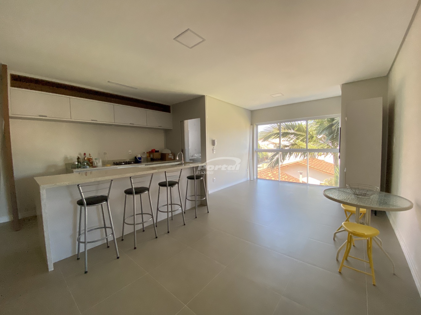 Apartamento para alugar com 3 quartos, 133m² - Foto 8