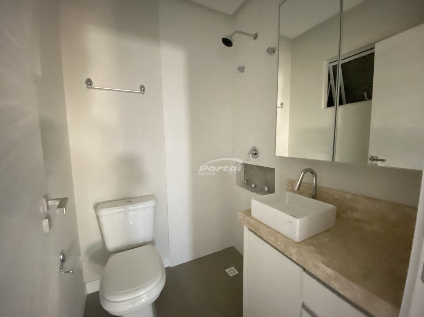 Apartamento para alugar com 3 quartos, 133m² - Foto 16