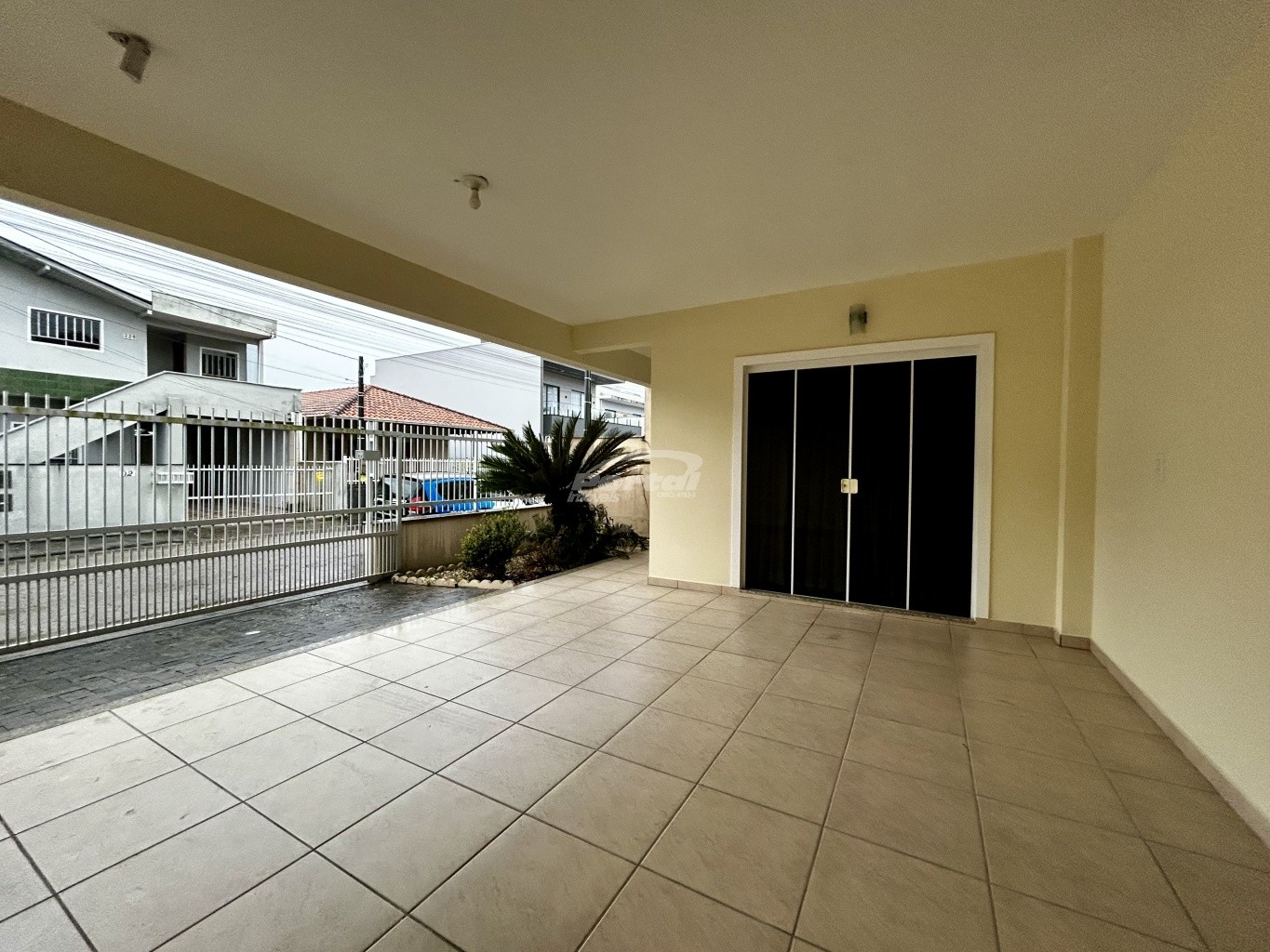 Casa para alugar com 3 quartos, 100m² - Foto 4