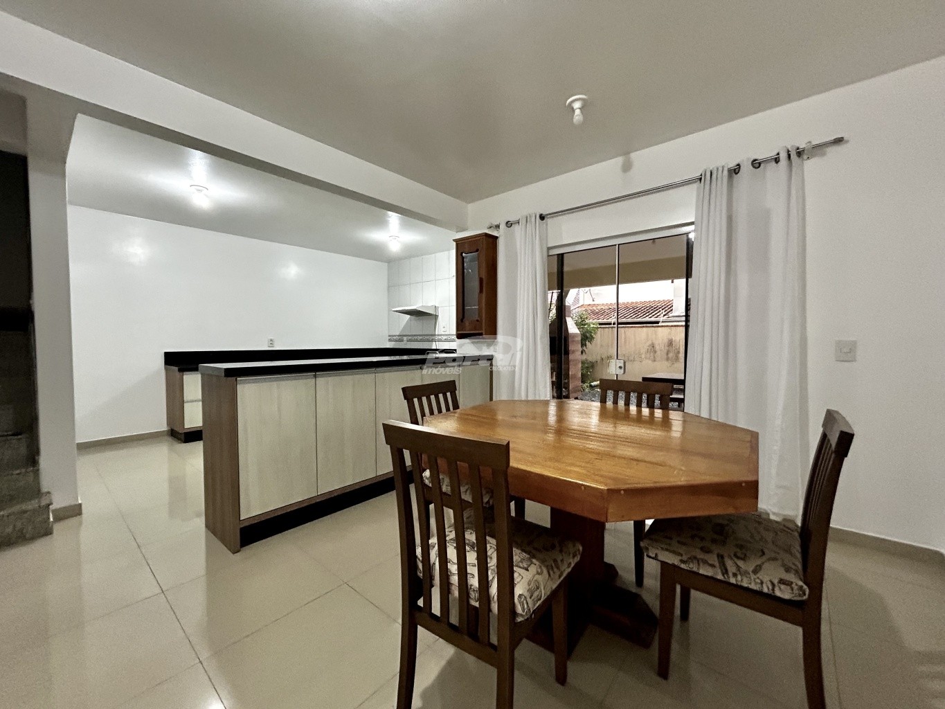 Casa para alugar com 3 quartos, 100m² - Foto 9