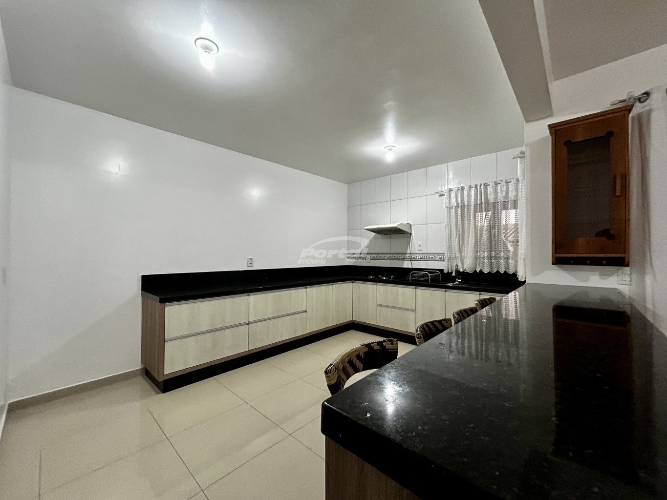 Casa para alugar com 3 quartos, 100m² - Foto 12