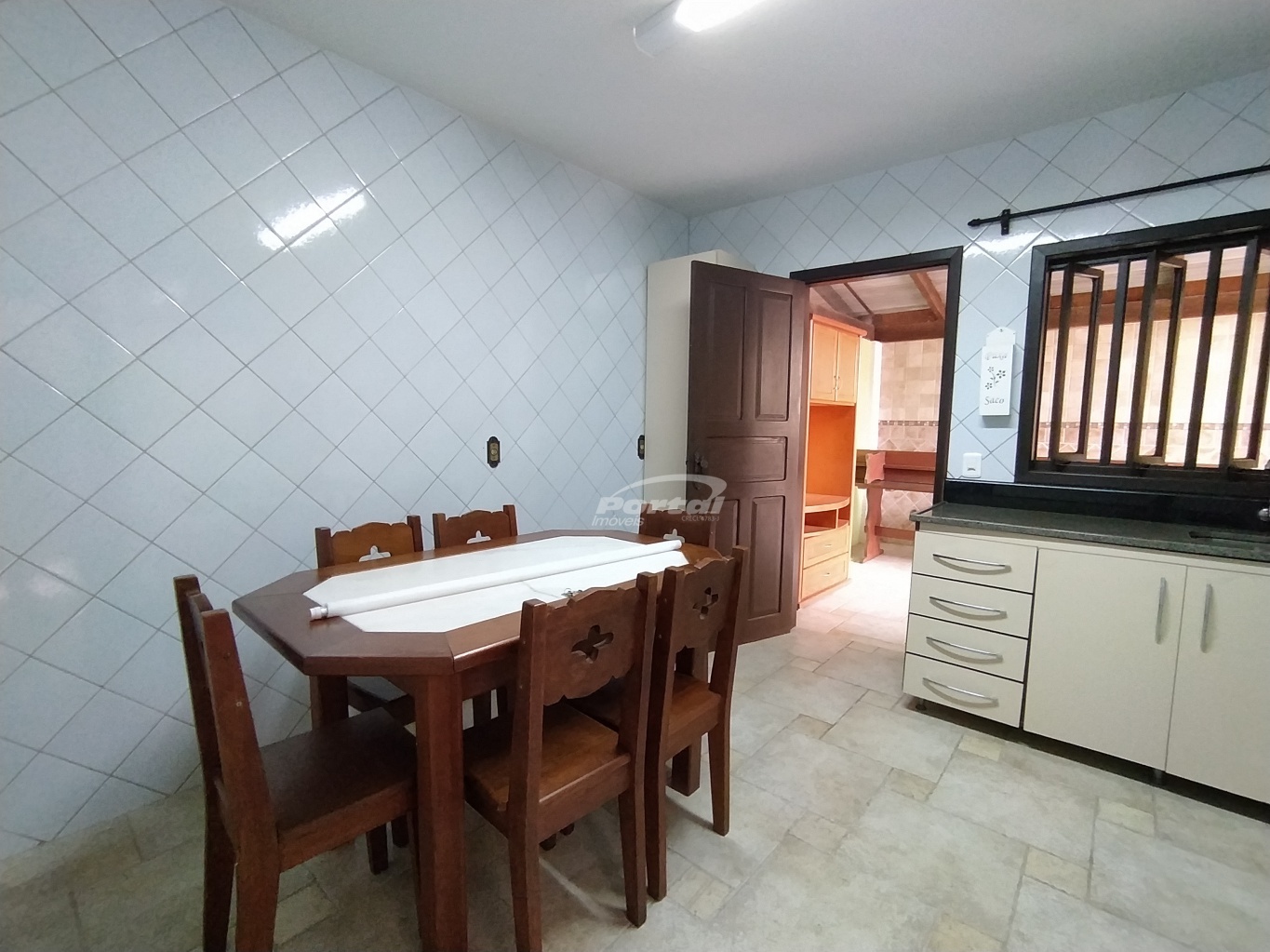 Casa para alugar com 3 quartos, 174m² - Foto 9