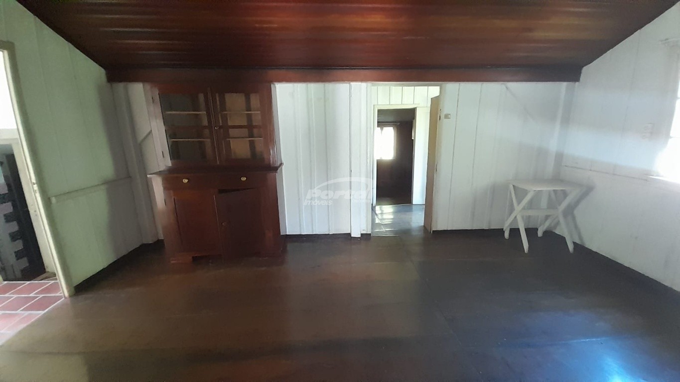 Casa para alugar com 4 quartos, 180m² - Foto 14