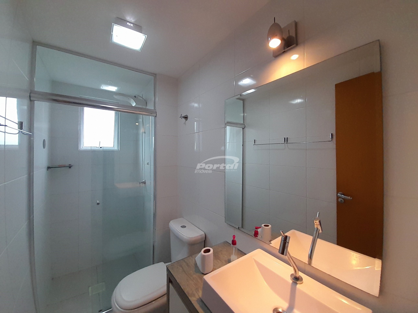 Apartamento para alugar com 2 quartos, 106m² - Foto 10