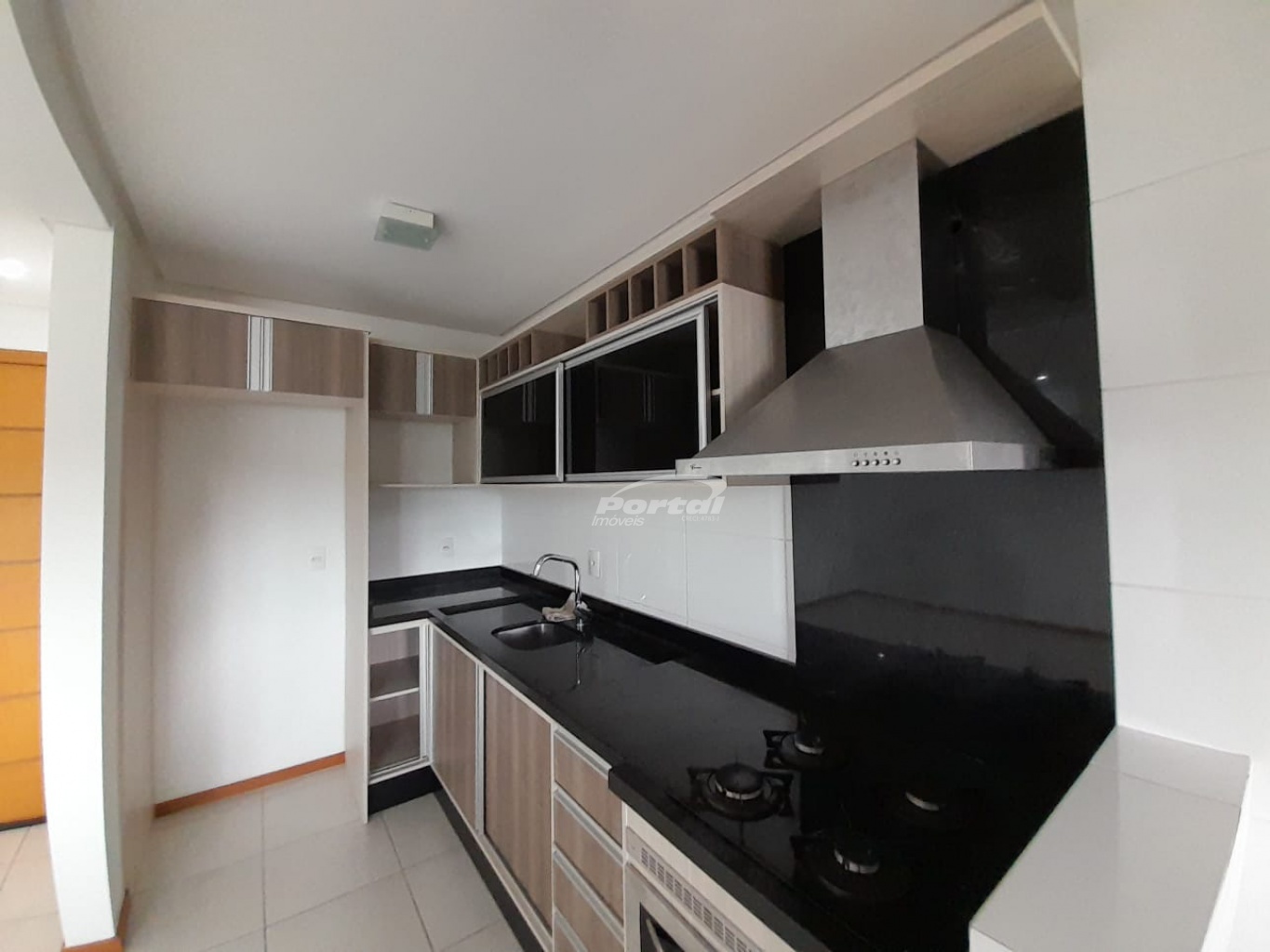 Apartamento para alugar com 2 quartos, 106m² - Foto 1