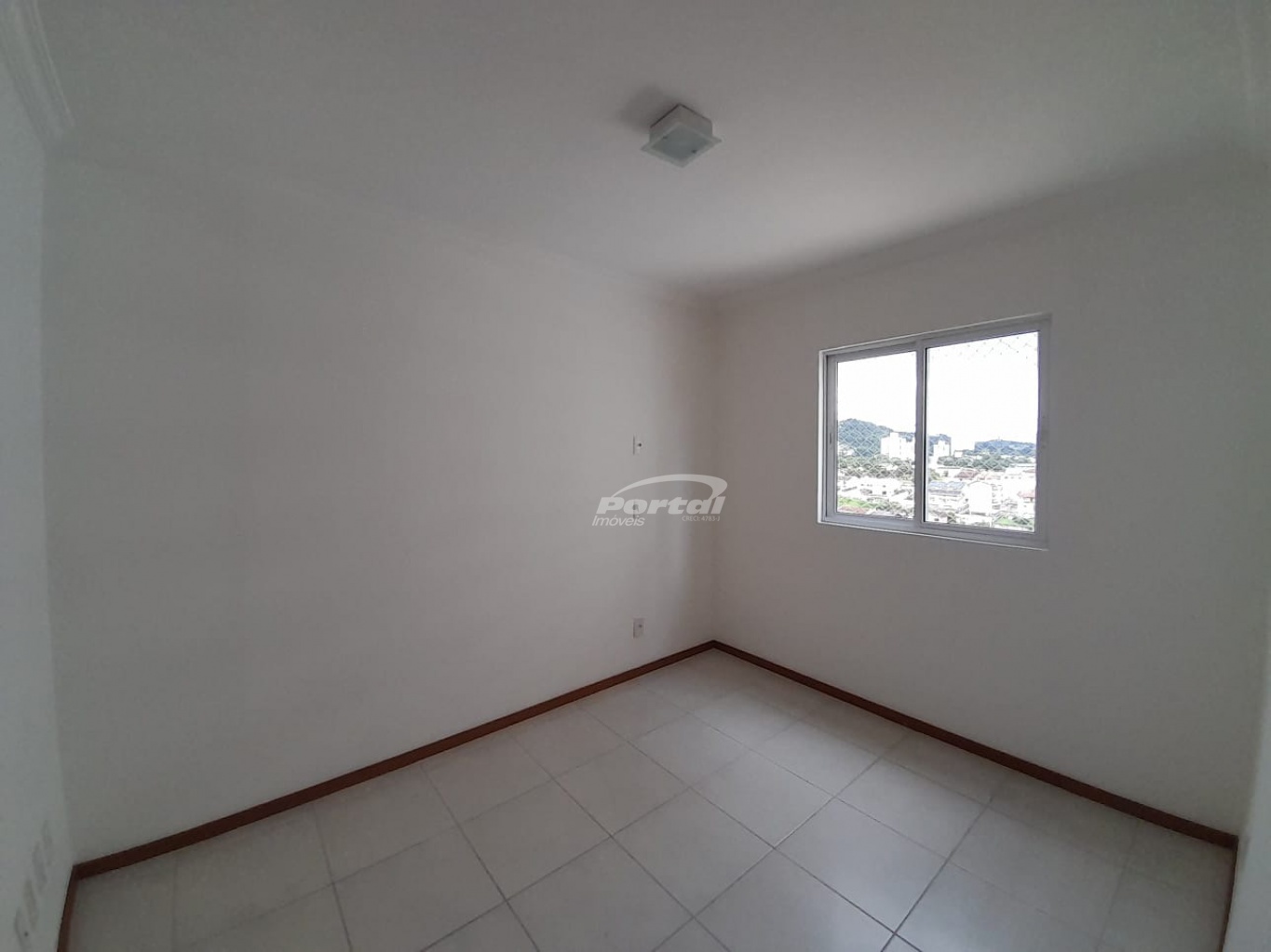 Apartamento para alugar com 2 quartos, 106m² - Foto 9