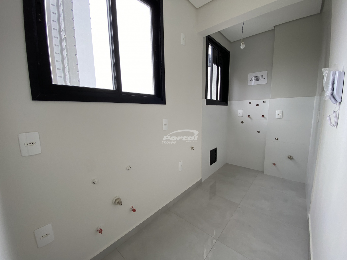 Apartamento para alugar com 2 quartos, 79m² - Foto 7