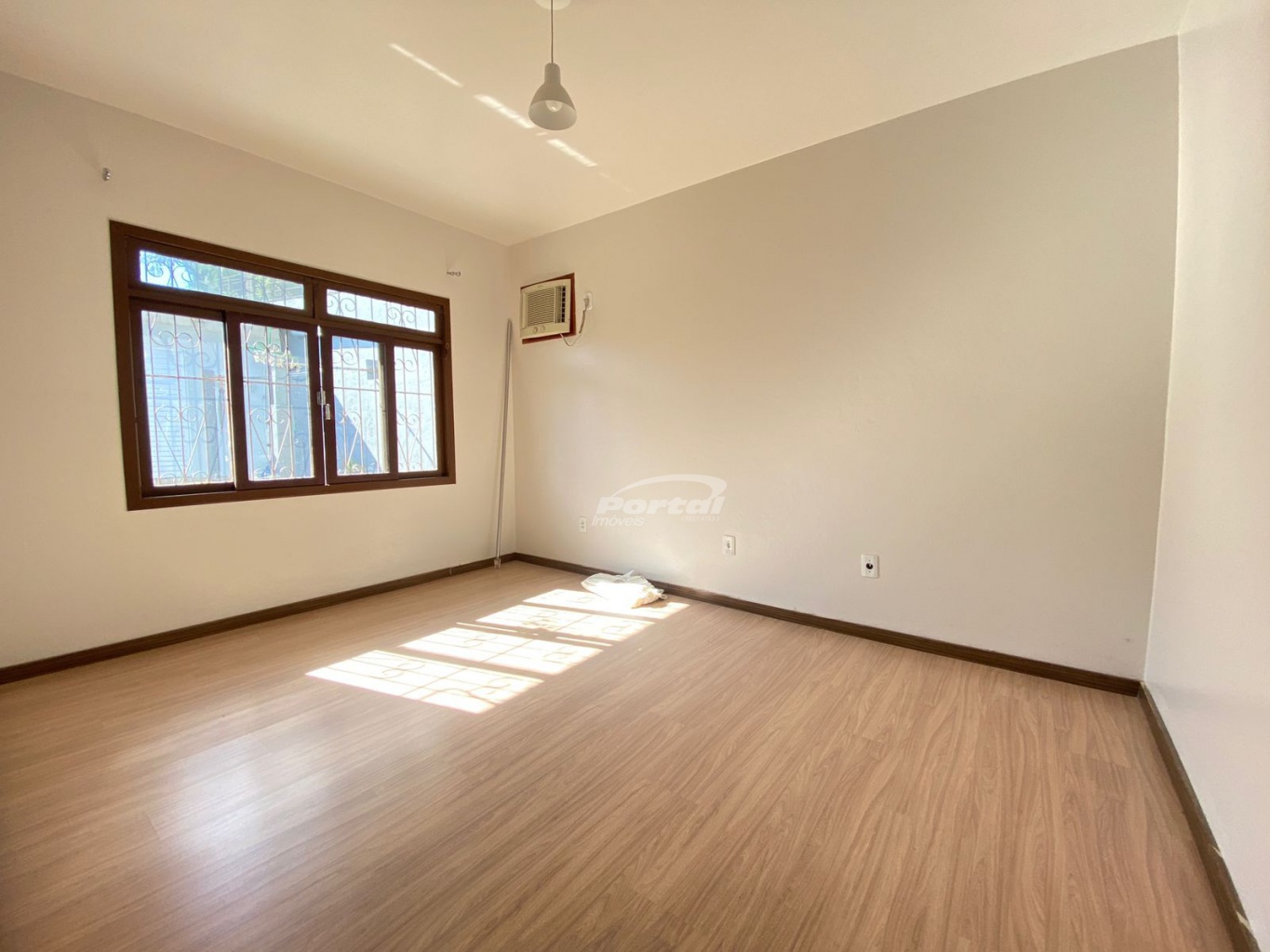 Casa para alugar com 3 quartos, 160m² - Foto 14