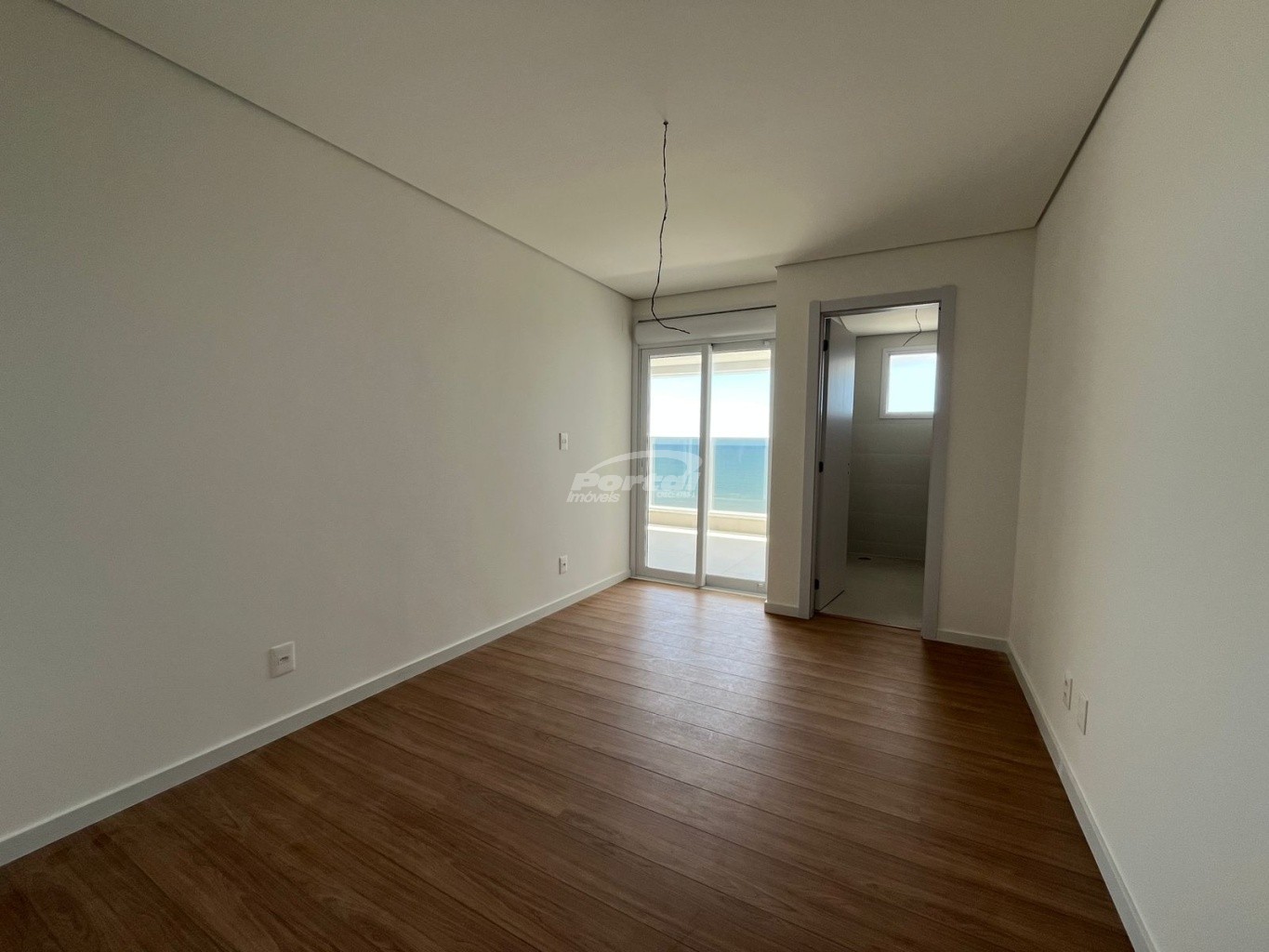 Apartamento à venda com 3 quartos, 145m² - Foto 5