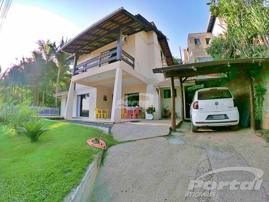 Casa de 3 quartos, 225m² no bairro Tribess, em Blumenau | Eu Corretor
