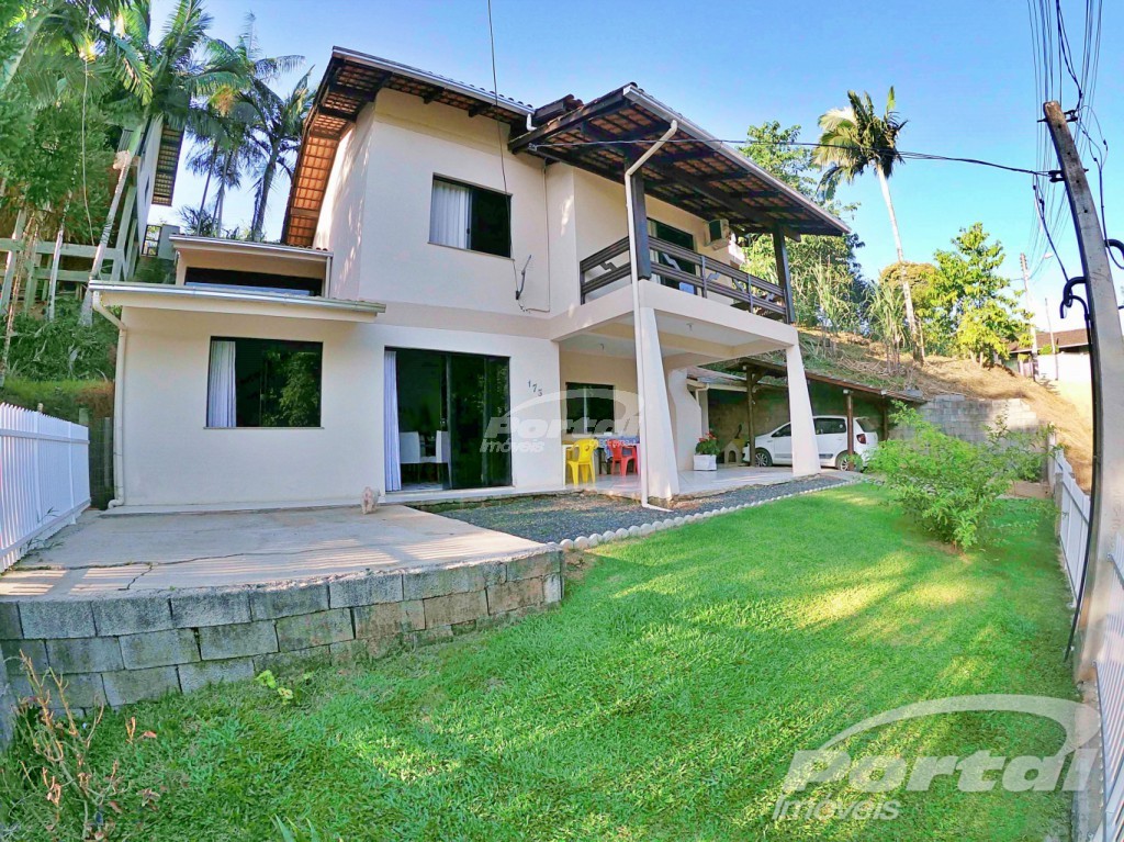 Casa de 3 quartos, 225m² no bairro Tribess, em Blumenau | Eu Corretor