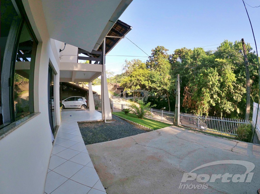 Casa de 3 quartos, 225m² no bairro Tribess, em Blumenau | Eu Corretor