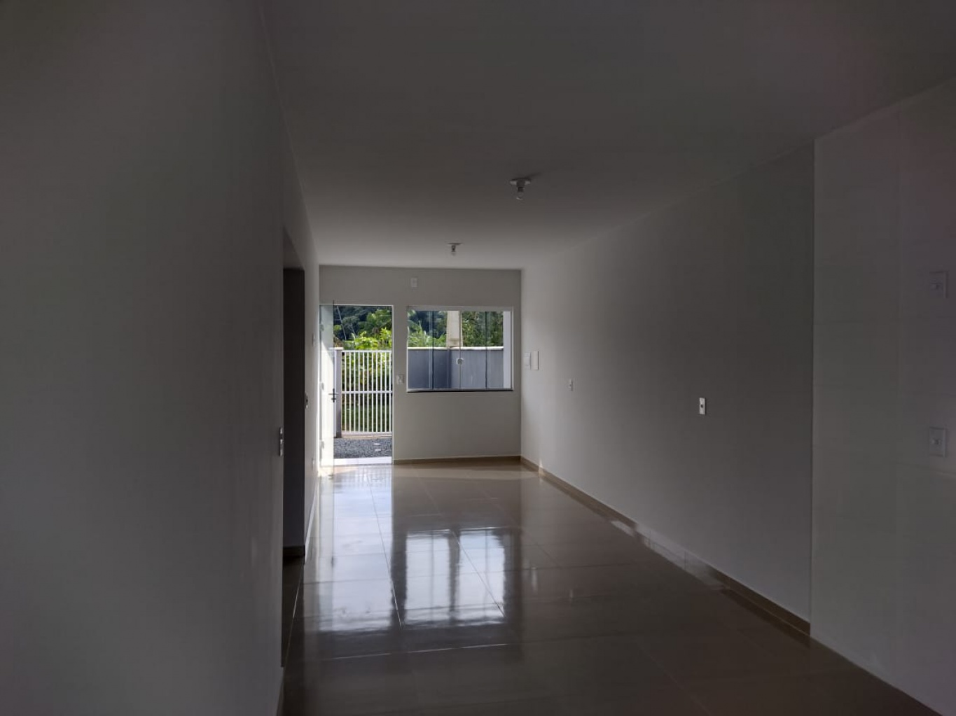 Casa para alugar com 2 quartos, 65m² - Foto 4