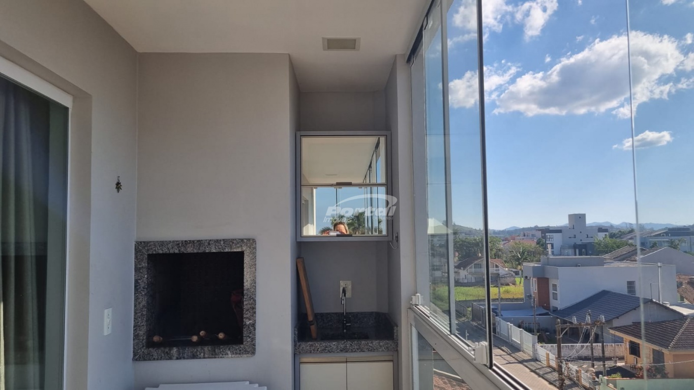 Apartamento de 2 quartos, 76m² no bairro Itacolomi, em Balneário Piçarras | Eu Corretor