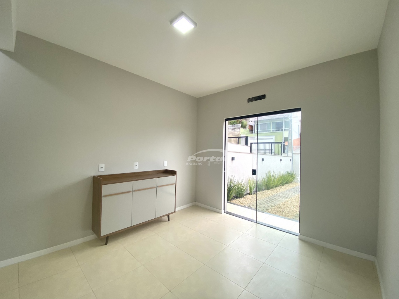 Casa para alugar com 2 quartos, 75m² - Foto 18