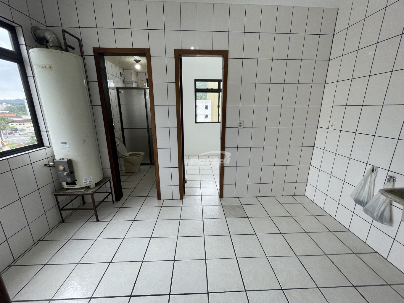 Cobertura para alugar com 4 quartos, 300m² - Foto 11