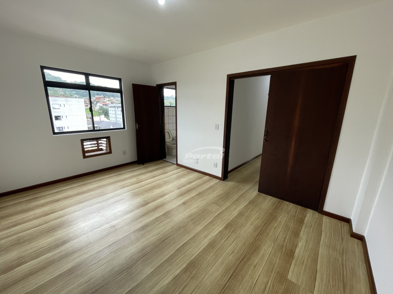 Cobertura para alugar com 4 quartos, 300m² - Foto 15