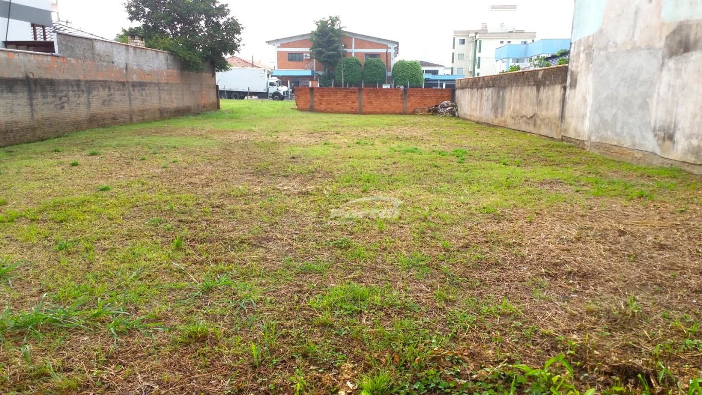 Terreno para alugar, 450m² - Foto 2