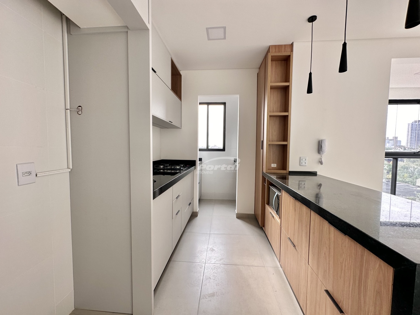 Apartamento para alugar com 2 quartos, 80m² - Foto 12