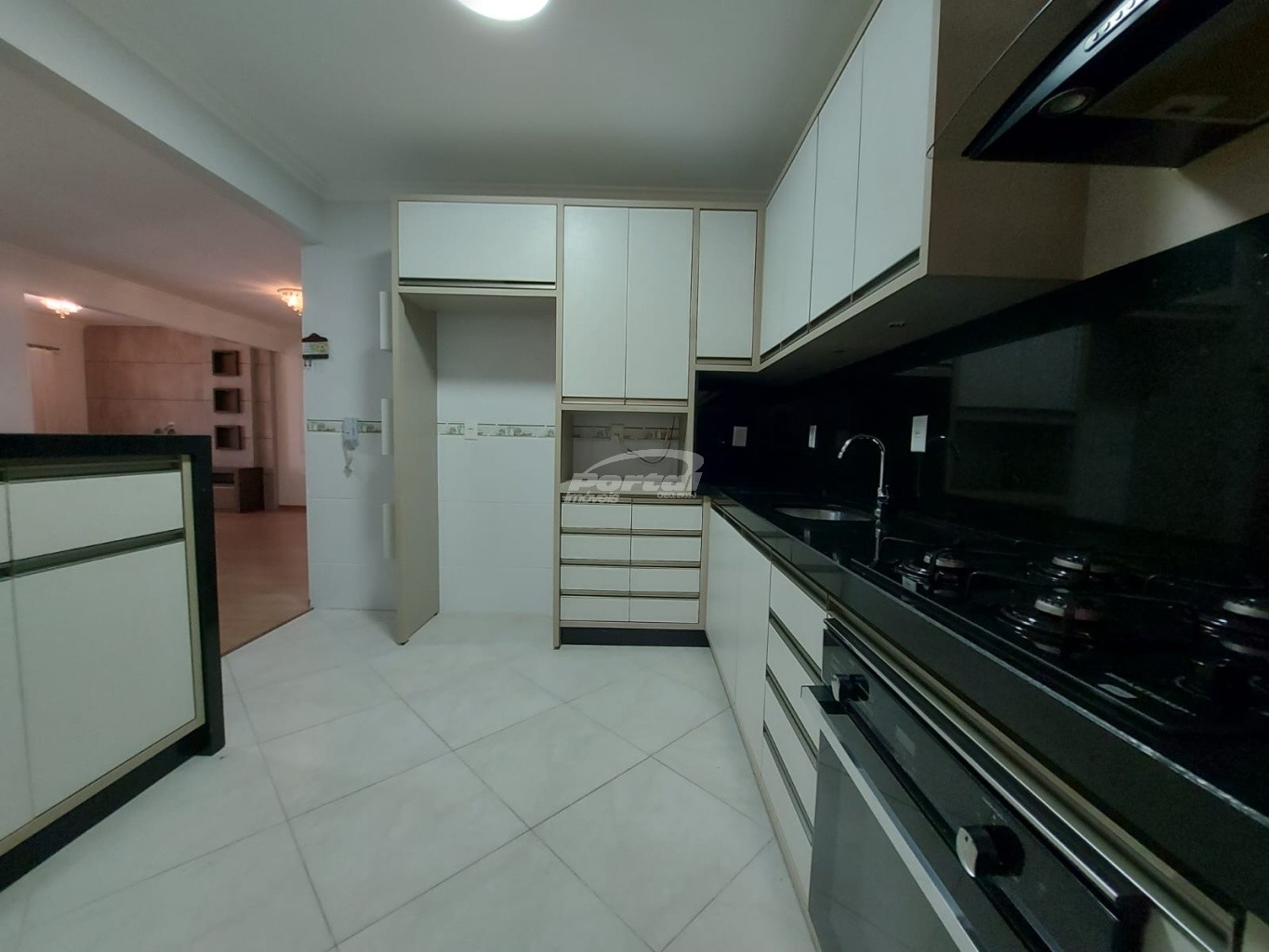 Apartamento, 3 quartos, 164 m² - Foto 2