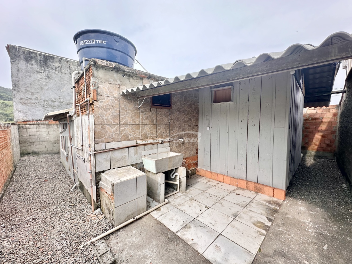 Casa para alugar com 2 quartos, 70m² - Foto 7