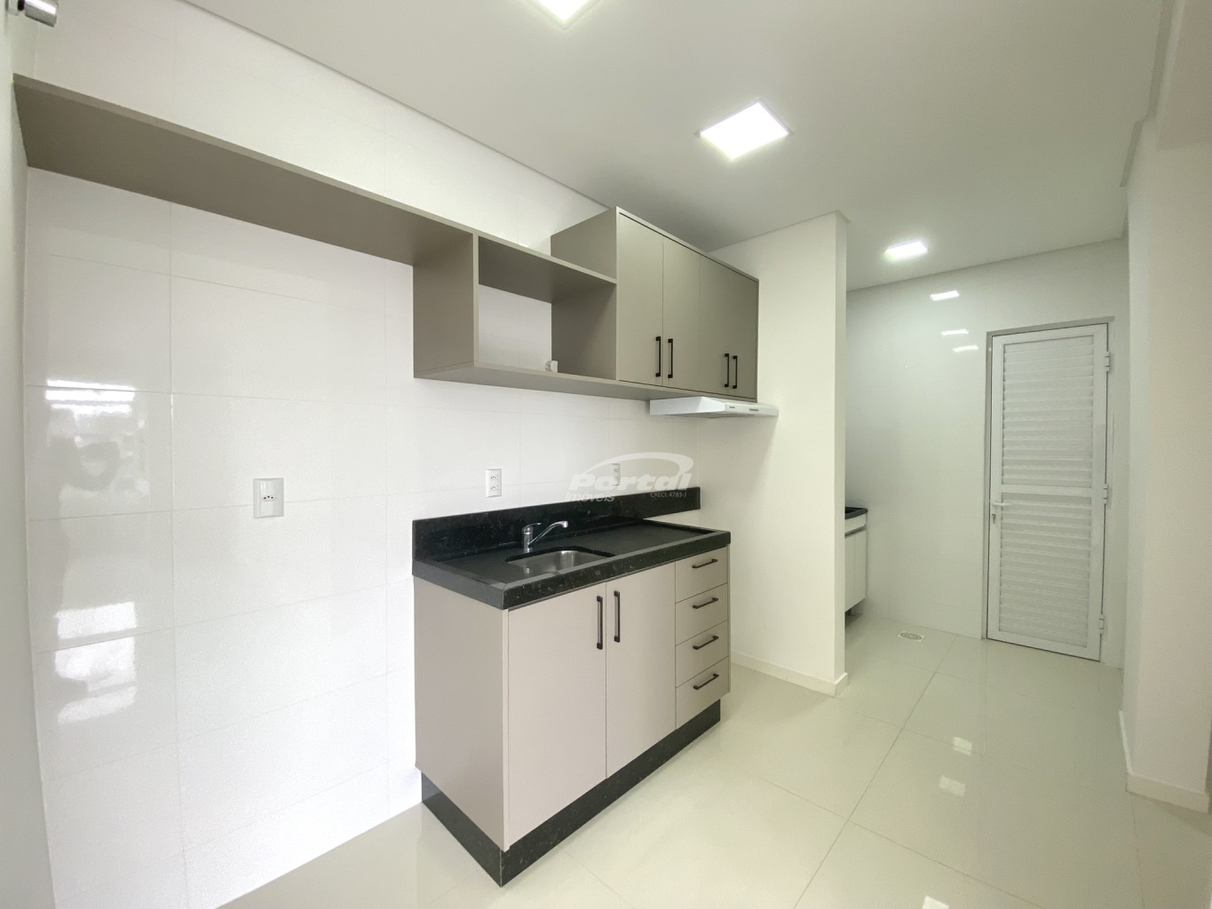 Apartamento para alugar com 2 quartos, 118m² - Foto 21