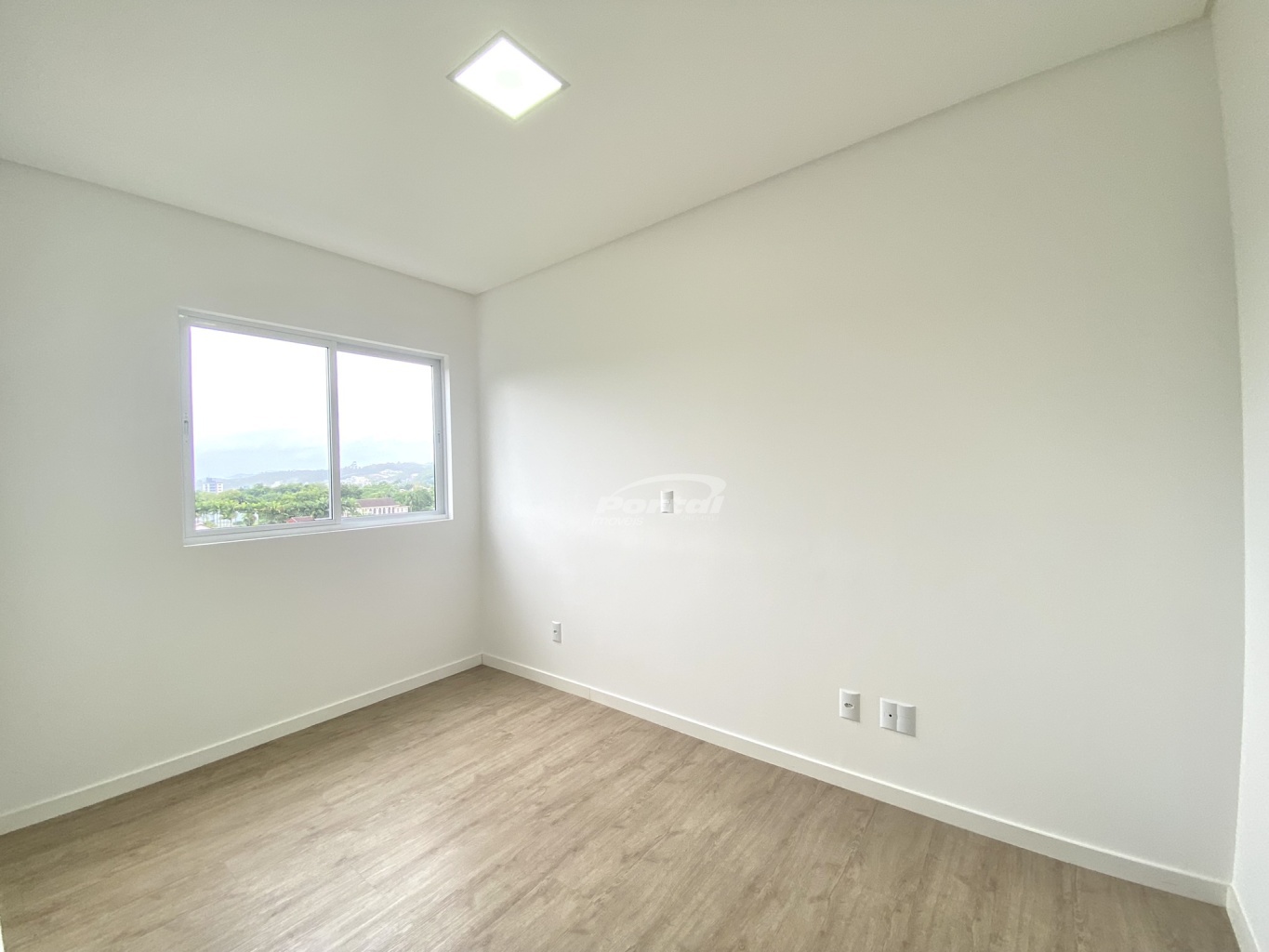 Apartamento para alugar com 2 quartos, 118m² - Foto 6