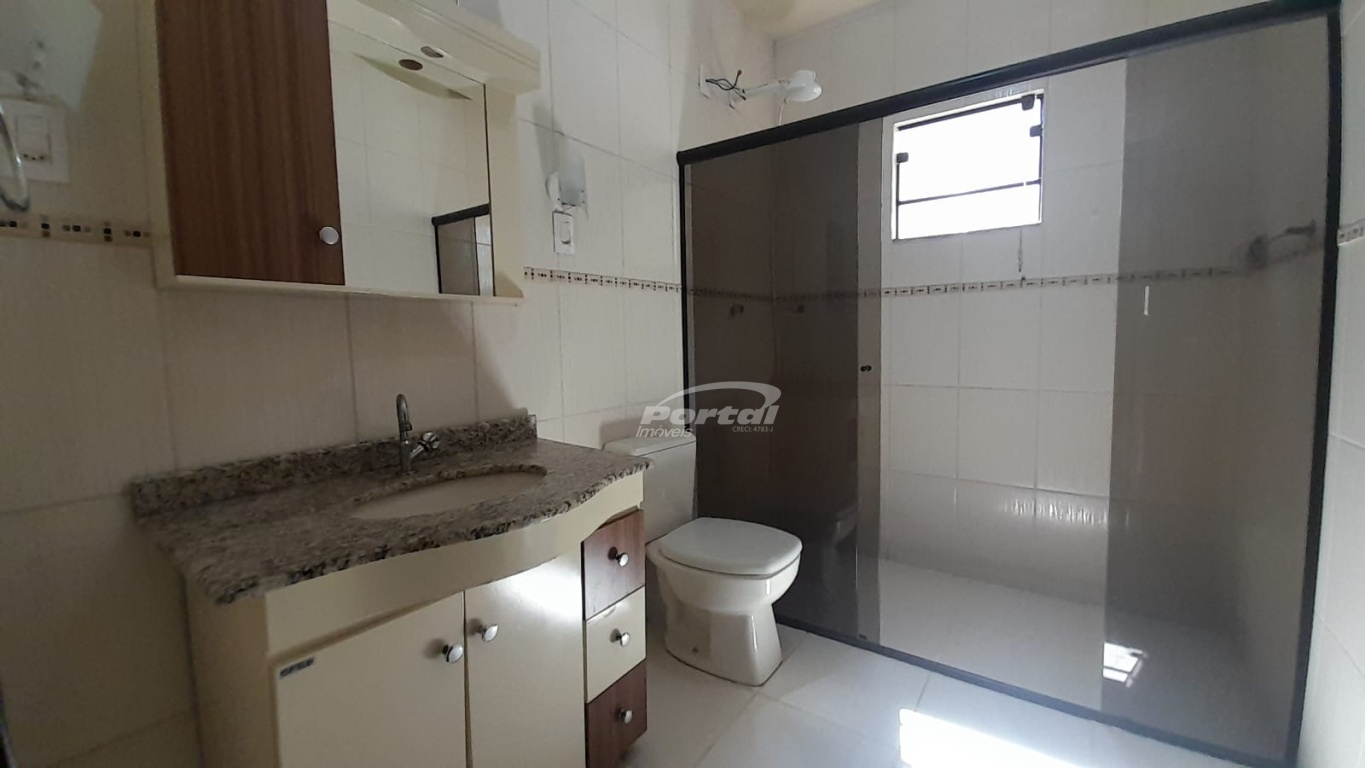 Casa para alugar com 3 quartos, 180m² - Foto 25