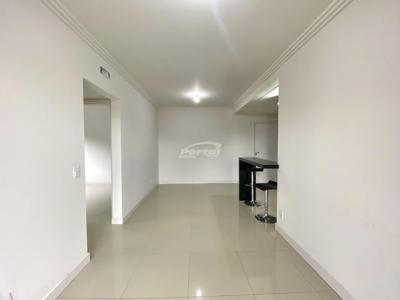 Apartamento para alugar com 2 quartos, 60m² - Foto 11