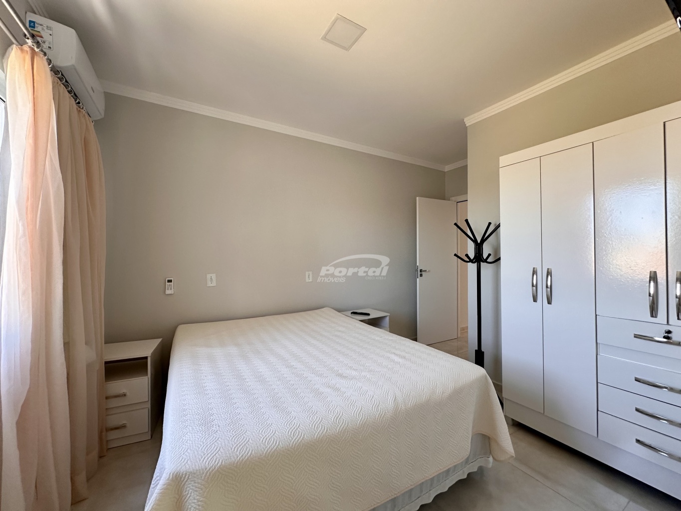 Apartamento para alugar com 2 quartos, 70m² - Foto 14