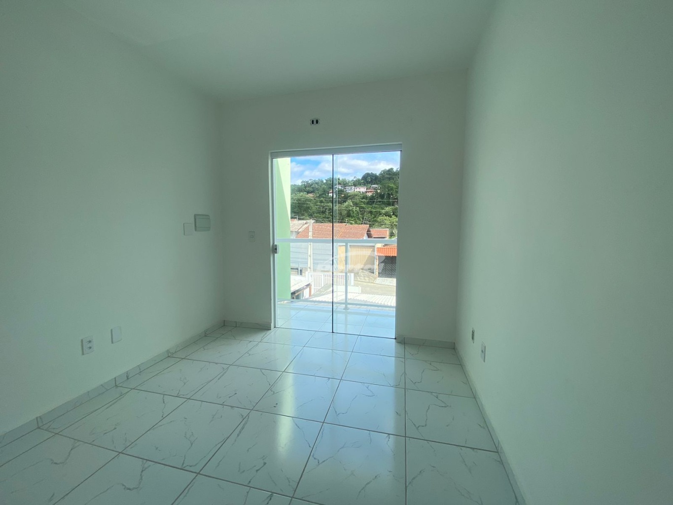 Casa para alugar com 2 quartos, 73m² - Foto 10