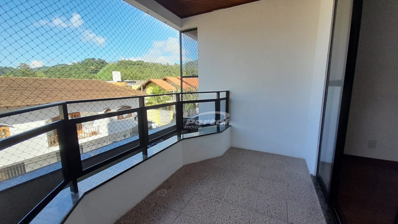 Apartamento para alugar com 3 quartos, 156m² - Foto 3