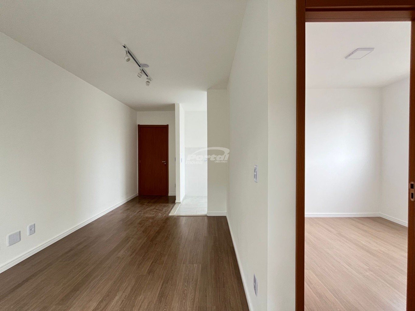 Apartamento à venda com 2 quartos, 44m² - Foto 17