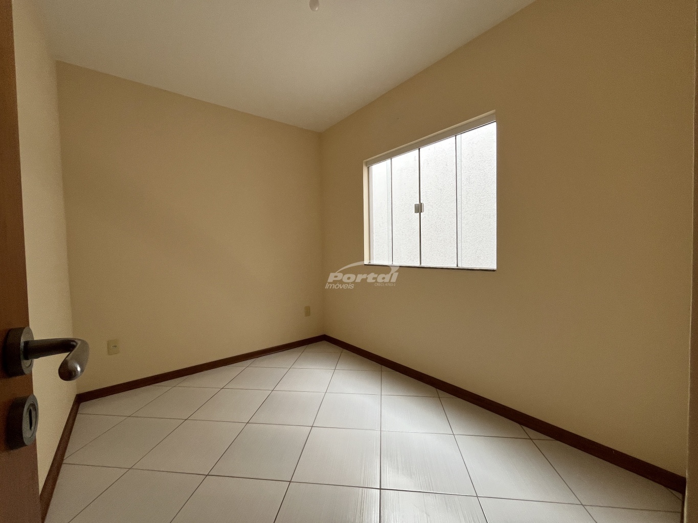 Apartamento para alugar com 3 quartos, 110m² - Foto 10