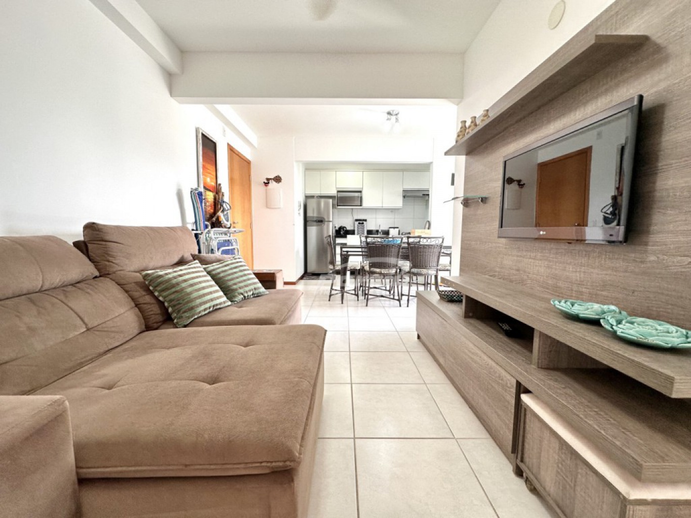 Apartamento à venda com 2 quartos, 63m² - Foto 4