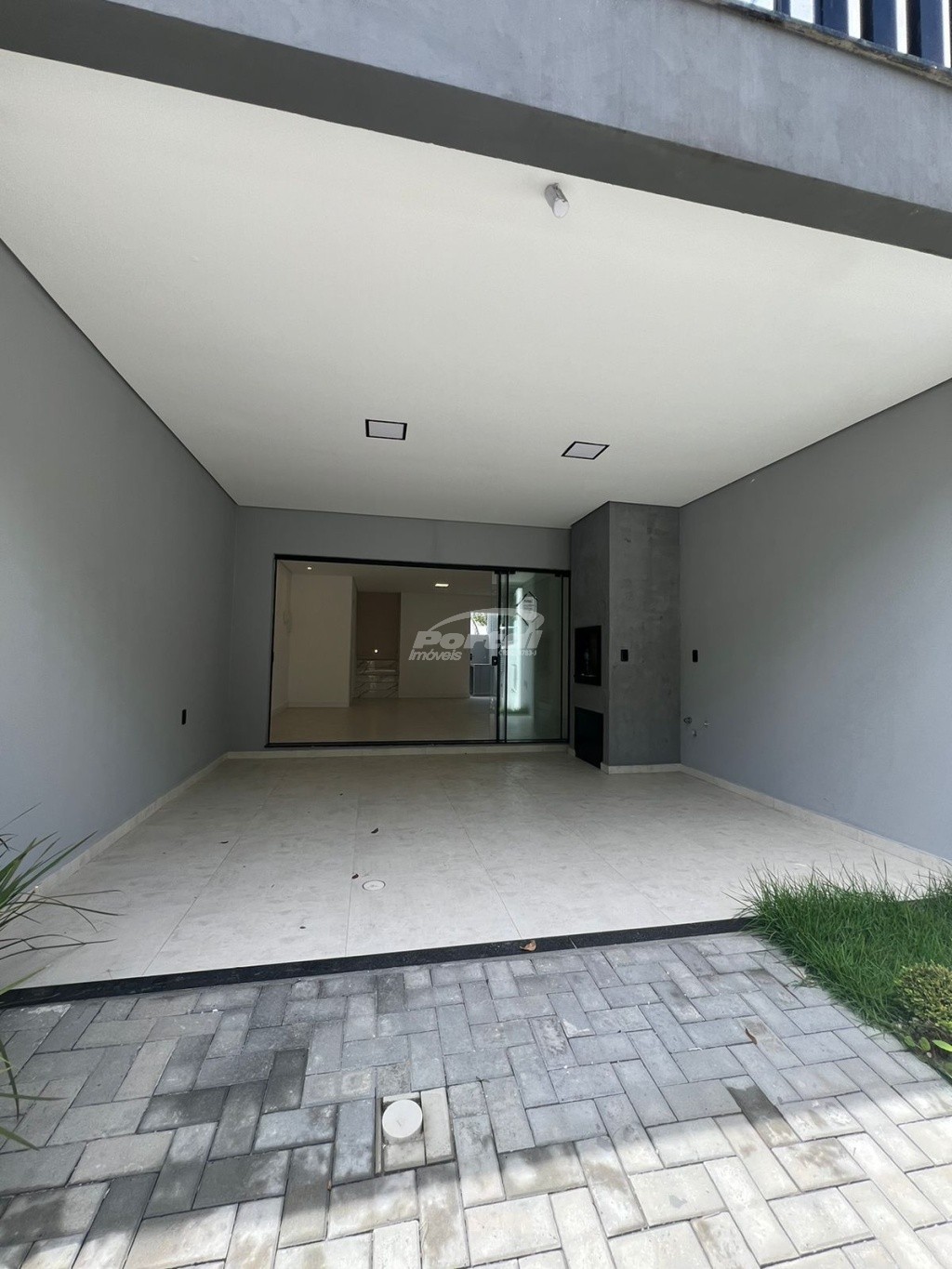 Casa à venda com 3 quartos, 102m² - Foto 4