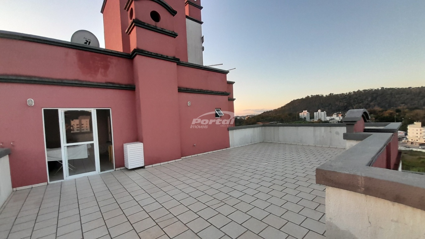 Apartamento para alugar com 3 quartos, 95m² - Foto 21