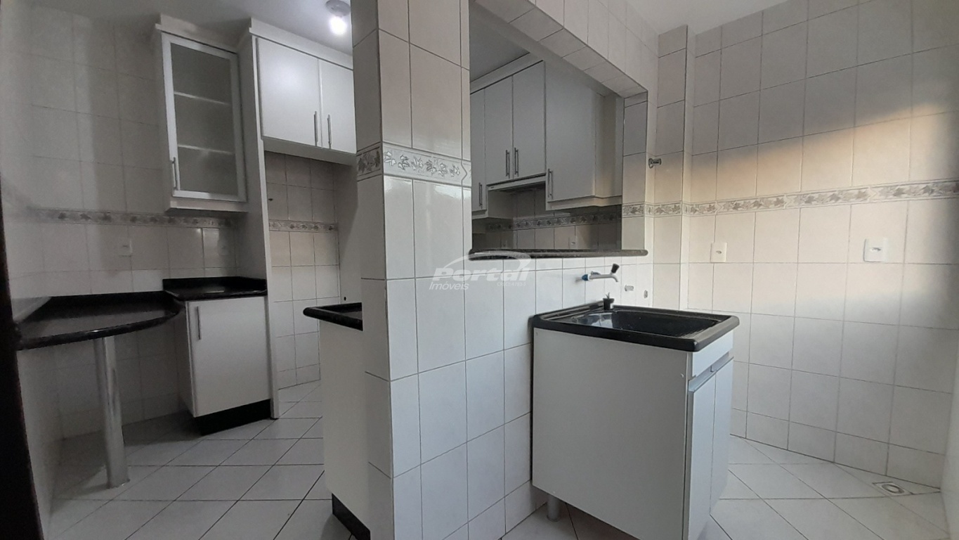 Apartamento para alugar com 3 quartos, 95m² - Foto 4