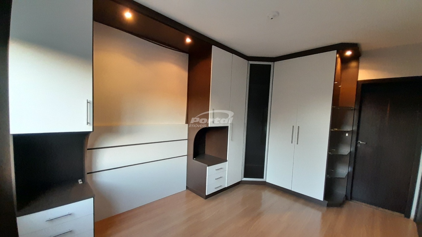 Apartamento para alugar com 3 quartos, 95m² - Foto 19