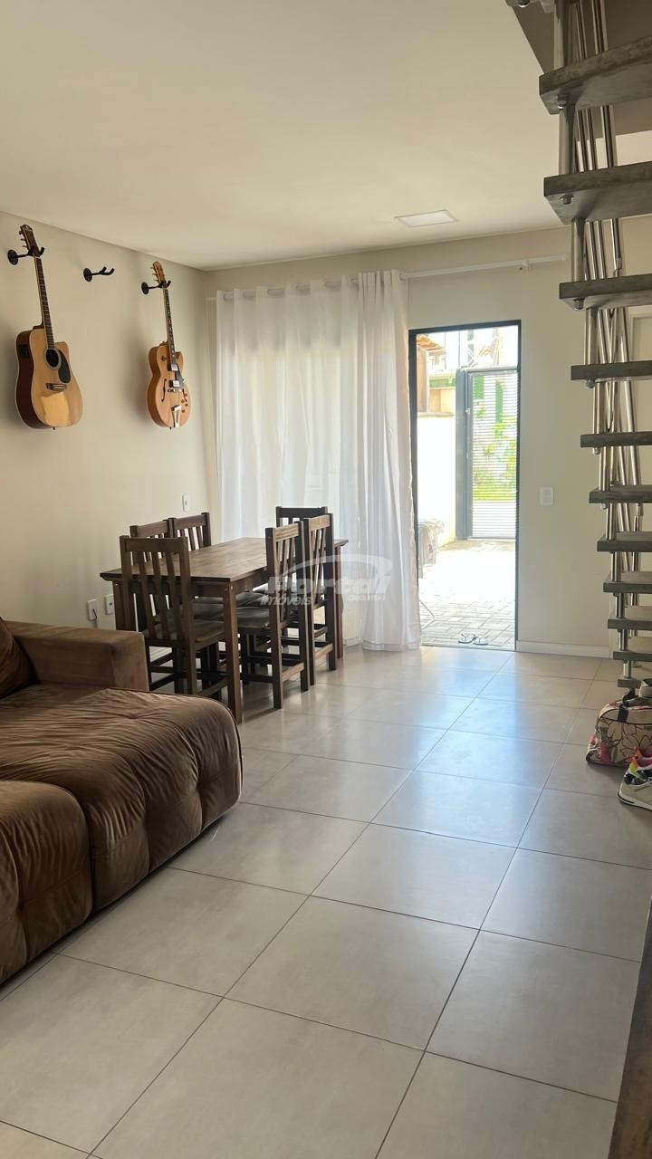 Casa à venda com 2 quartos, 76m² - Foto 8