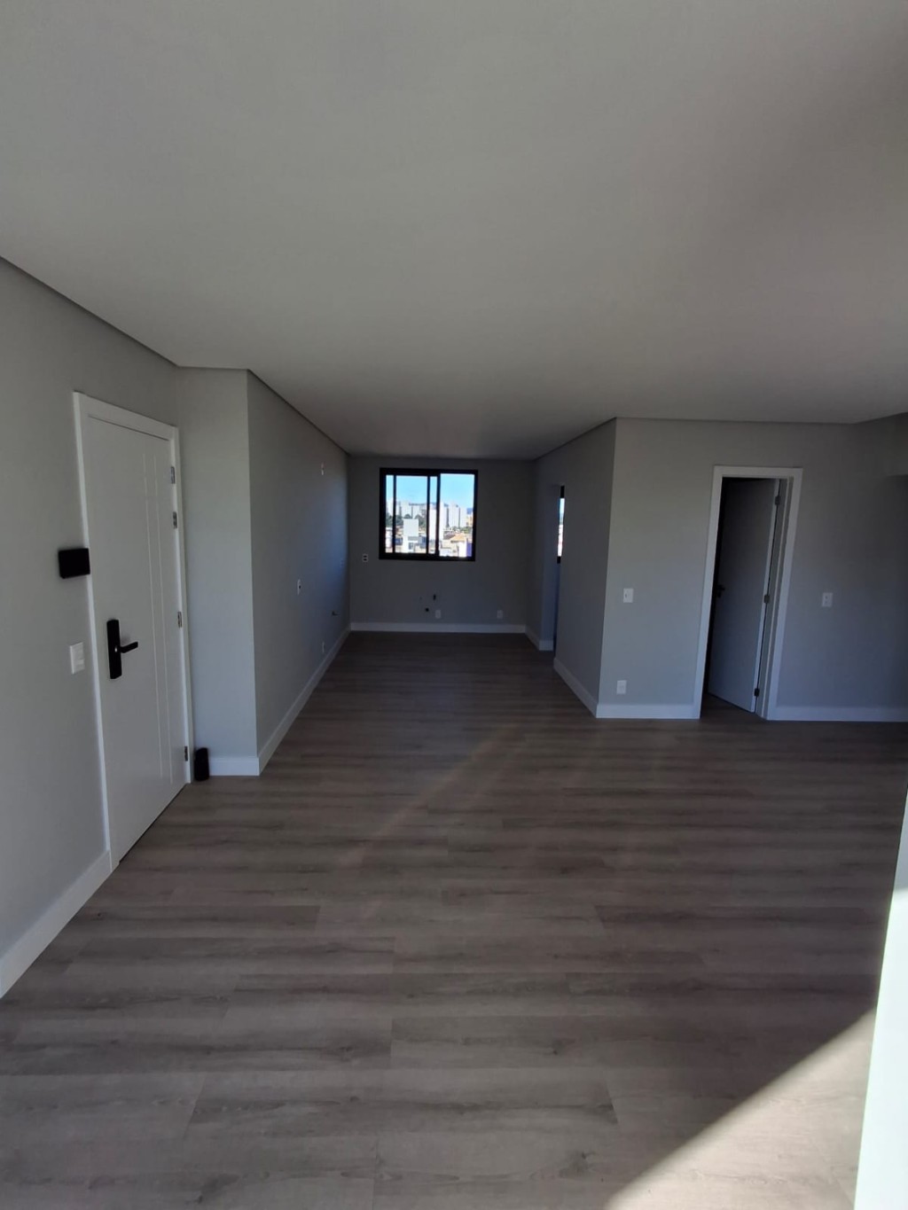 Apartamento de 3 quartos, 102m² no bairro Itacolomi, em Balneário Piçarras | Eu Corretor