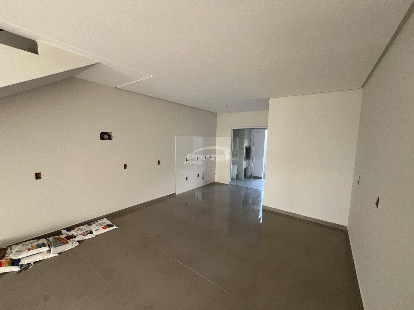 Casa à venda com 2 quartos, 111m² - Foto 3